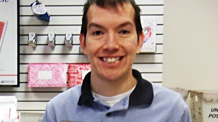 Bellevue, NE, Retail Associate William Reynek