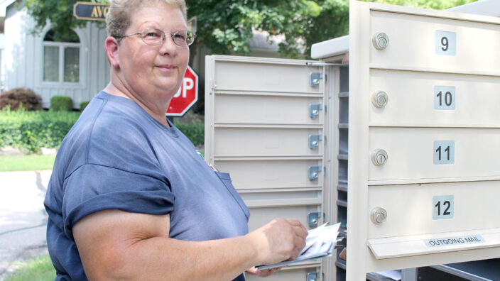 Farmington Hills, MI, Letter Carrier Sherri Yorkey