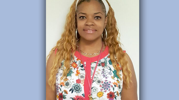 Edison, NJ, Customer Care Center Supervisor Dinah Daniel