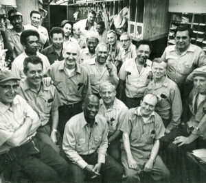 USPS employees in 1977
