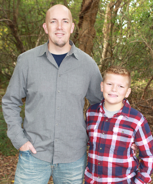 Jason Hewitt and his son, Carter.