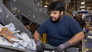 USPS, union extend contract talks – USPS Employee News