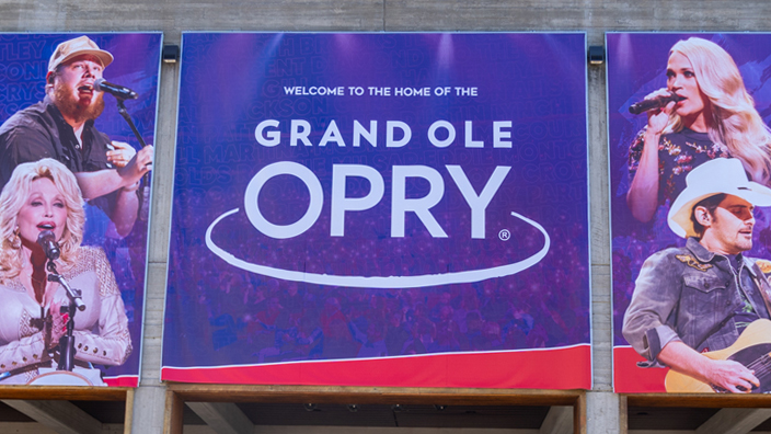 According to the Grand Ole Opry, Dolly Parton’s mailbox at the venue regularly received the most fan mail.